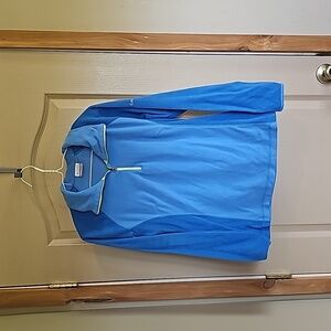 Columbia fitted pullover sweater size medium